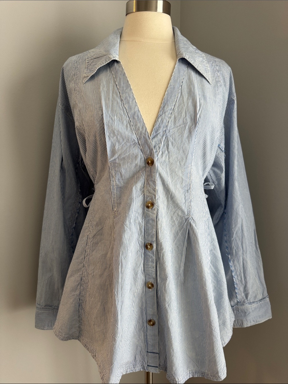 We The Free NWT Women’s Pin Striped Button-Front Shirt - Blue/White, Size L